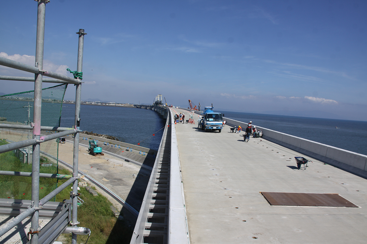 Nexco西日本四国支社 吉野川大橋 仮称 が閉合 道路構造物ジャーナルnet